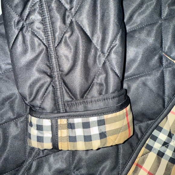 Black Quilted Jacket - Picture 5 of 8